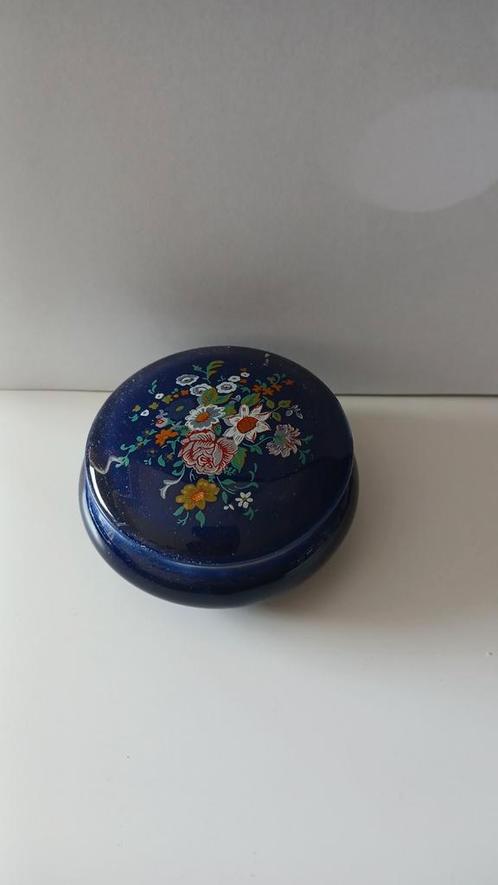 Vintage Blauw Keramieken Doosje met Bloemen, Antiek en Kunst, Antiek | Woonaccessoires, Ophalen of Verzenden