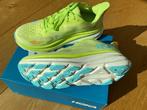 Hoka Woman Clifton 9 renschoenen maat 38 2/3. NIEUW!, Sport en Fitness, Loopsport en Atletiek, Overige merken, Hardloopschoenen