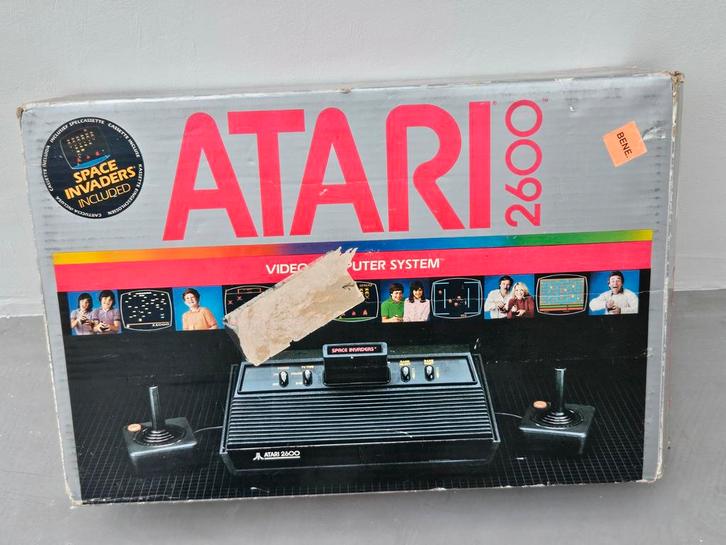 Atari 2600 Darth Vader - Compleet in Doos!, Spelcomputers en Games, Spelcomputers | Atari, Gebruikt, Atari 2600, Met 2 controllers