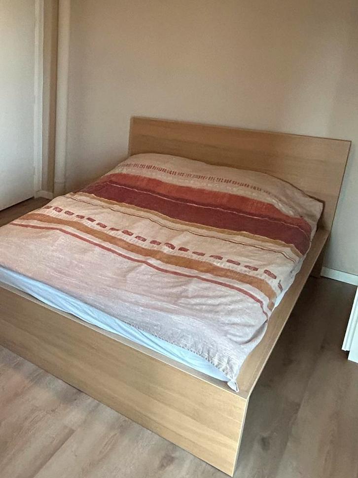 Ikea bed Malm, Huis en Inrichting, Slaapkamer | Complete slaapkamers, Zo goed als nieuw, Tweepersoons, Ophalen