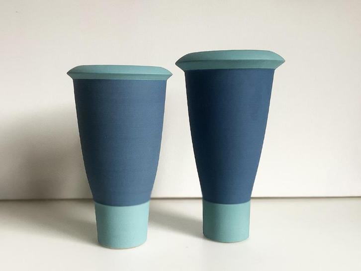 Vazen Jan Dekker atelier de gouden hand, Huis en Inrichting, Woonaccessoires | Vazen, Gebruikt, Overige kleuren, Minder dan 50 cm