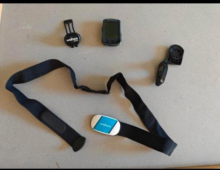Wahoo ELEMNT Set - Fietscomputer, Hartslagmeter, Sensor, Sport en Fitness, Hartslagmeters, Gebruikt, Overige merken, Met borstriem
