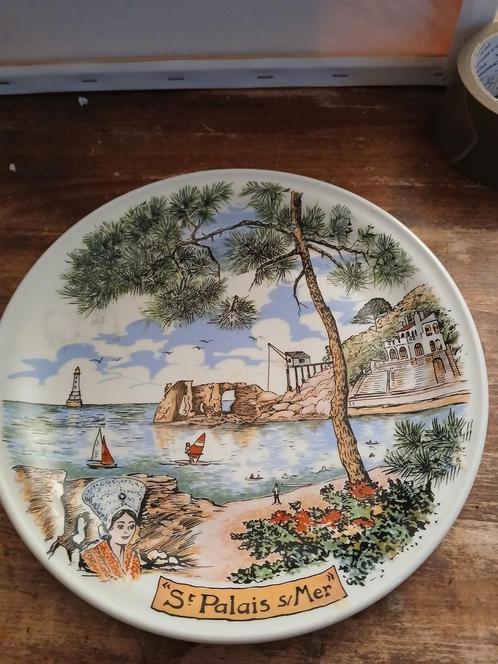 Vintage AFTILCO St Palais s/Mer Bord, Antiek en Kunst, Antiek | Schalen, Verzenden