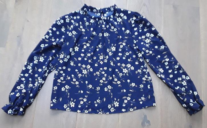 Te koop: Mooi gebloemde blouse van het merk SHEIN MT: L, Kleding | Dames, Blouses en Tunieken, Zo goed als nieuw, Maat 42/44 (L)