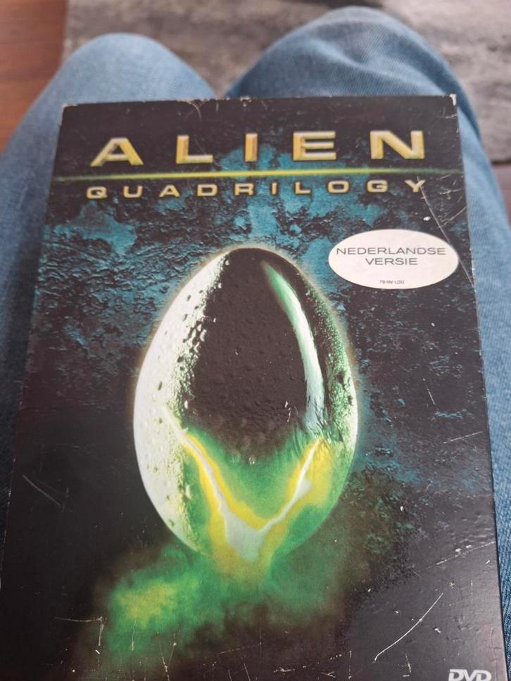 Tk alien quadrilogy  Nederlandse versie, Cd's en Dvd's, Dvd's | Science Fiction en Fantasy, Zo goed als nieuw, Boxset, Ophalen of Verzenden