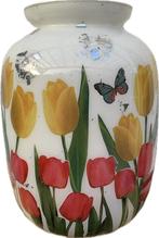 Vaas met tulpen, Ophalen of Verzenden, Overige kleuren, Glas, Minder dan 50 cm