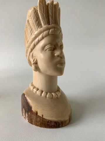 Koopje - Antiek Beeld beschikbaar voor biedingen