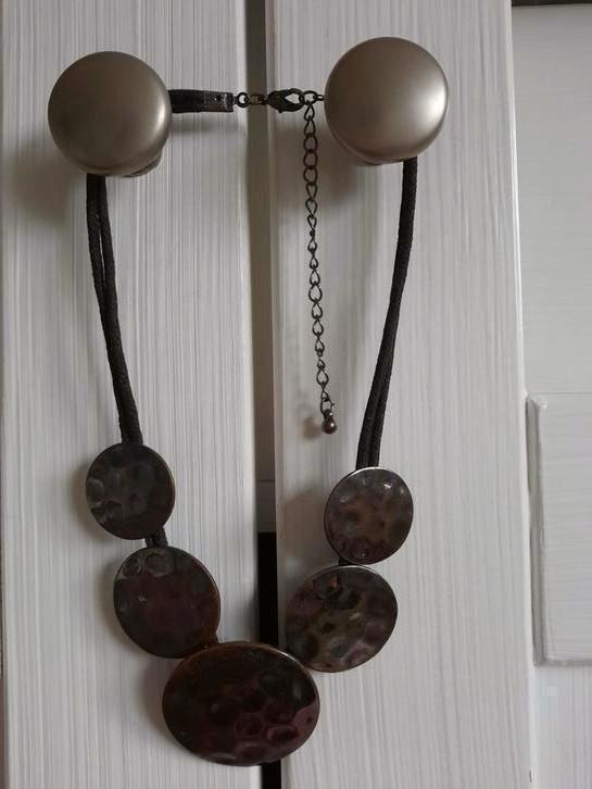 Korte Metalen Bruine Bronskleurige Ketting, Sieraden, Tassen en Uiterlijk, Kettingen, Gebruikt, Overige materialen, Overige kleuren