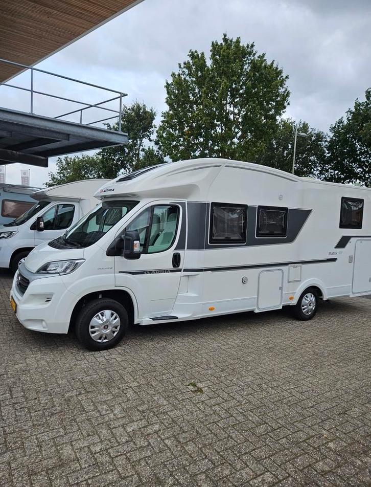 Adria Matrix 670DC plus Zeer compleet, Caravans en Kamperen, Campers, Particulier, tot en met 4, Half-integraal, Adria, Fiat, Diesel