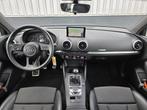 Audi A3 Limousine 1.0 TFSI Sport S-Line Edition VAN 1e EIG, Voorwielaandrijving, 1160 kg, Gebruikt, Lichtsensor