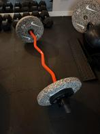 Nike Strength Curl Bar met halterschijven, Sport en Fitness, Fitnessmaterialen, Ophalen, Zo goed als nieuw, Armen, Halterset
