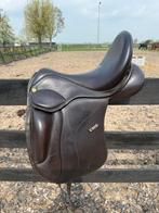 Anatomica cygnus bruin dressuur zadel 17,5 inch, Dieren en Toebehoren, Paarden en Pony's | Zadels, Ophalen of Verzenden, Zo goed als nieuw