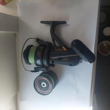 Shimano Triton 3500 baitrunner met reservespoel! beschikbaar voor biedingen