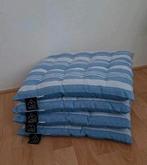 Zit kussens
4 stuks
Kleur blauw /wit, Ophalen, Zo goed als nieuw, Blauw, Vierkant