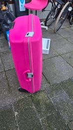 Gratis Roze Trolley Koffer met Wieltjes, Gebruikt, 50 tot 60 cm, Hard kunststof, Ophalen of Verzenden