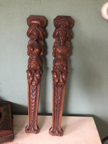 Houten antieke ornamenten – set van 2 – 65 cm beschikbaar voor biedingen