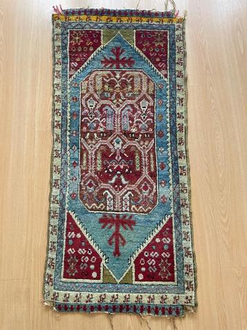 Oosters kleedje langwerpig beschikbaar voor biedingen