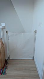 2x Oprolbaar Traphekje van Dreambaby, Kinderen en Baby's, Traphekjes, Overige materialen, Oprolhekje, Ophalen of Verzenden, Zo goed als nieuw