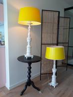 2x schemerlamp wit hout Geel!, Ophalen, Zo goed als nieuw, Hout, 50 tot 75 cm