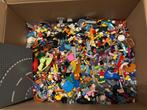 grote hoeveelheid moderne lego 7 kg veel poppetjes, Kinderen en Baby's, Speelgoed | Duplo en Lego, Ophalen of Verzenden, Gebruikt