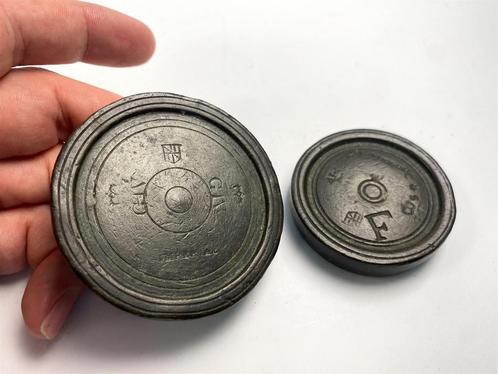 Twee grote antieke bronzen gewichten, Antiek en Kunst, Antiek | Koper en Brons, Brons, Verzenden