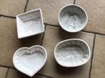 Vier puddingvormpjes met leuke 3D figuren, Verzamelen, Ophalen, Gebruikt, Overige materialen, Overige typen