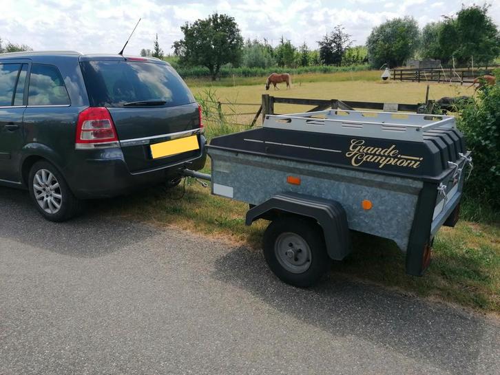 Te huur: bagagewagen Saris Grande Campioni  #vanaf 05-08-25, Auto diversen, Aanhangers en Bagagewagens, Ophalen