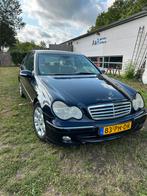 Mercedes-Benz C-Klasse 2.6 C240 Sedan AUT 2004 Blauw, Auto's, Mercedes-Benz, Automaat, Achterwielaandrijving, 2597 cc, Blauw