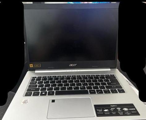 Acer Aspire laptop, Computers en Software, Windows Laptops, Zo goed als nieuw, 15 inch, SSD, Minder dan 2 Ghz, 8 GB, Qwerty, Ophalen