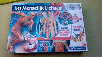Het menselijk lichaam van Clementoni beschikbaar voor biedingen