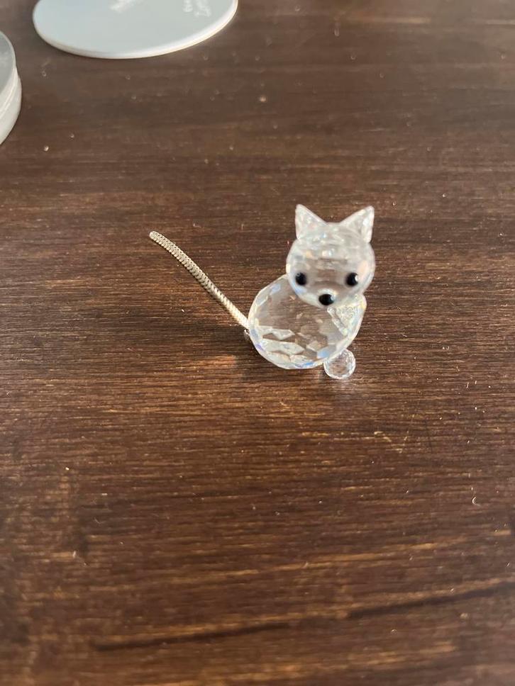 Swarovski Kristal Kat 010011, Verzamelen, Swarovski, Zo goed als nieuw, Figuurtje, Ophalen of Verzenden