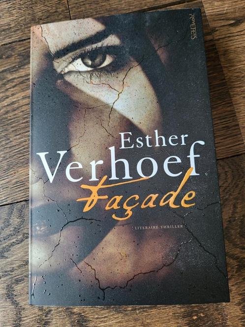 Esther Verhoef - Façade, Boeken, Thrillers, Zo goed als nieuw, Nederland, Ophalen of Verzenden