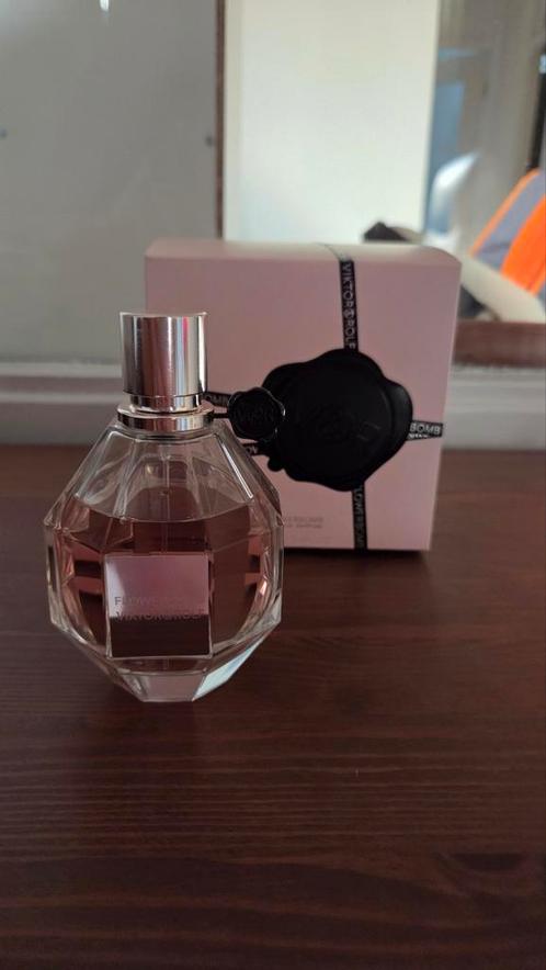 Viktor & Rolf Flowerbomb 100ml EdP - Zo goed als nieuw!, Sieraden, Tassen en Uiterlijk, Uiterlijk | Parfum, Zo goed als nieuw