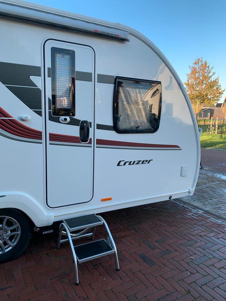Moderne Caravan sprite cruzer 470 sr all inclusive, Caravans en Kamperen, Caravans, Particulier, tot en met 4, Overige, Sprite