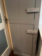 Stoere kledingkast grijs, Huis en Inrichting, Kasten | Kledingkasten, Stoer, 200 cm of meer, Zo goed als nieuw, Overige houtsoorten