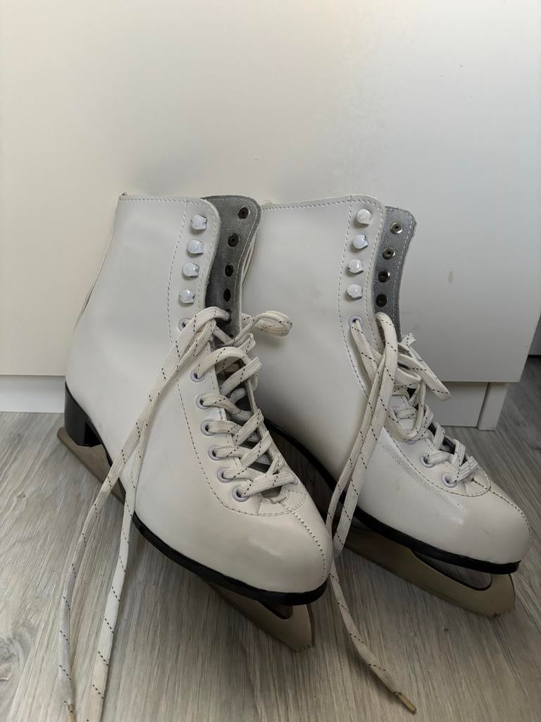 Kunstschaatsen - Maat 39, Kleding | Dames, Schoenen, Gedragen, Overige typen, Wit, Ophalen of Verzenden