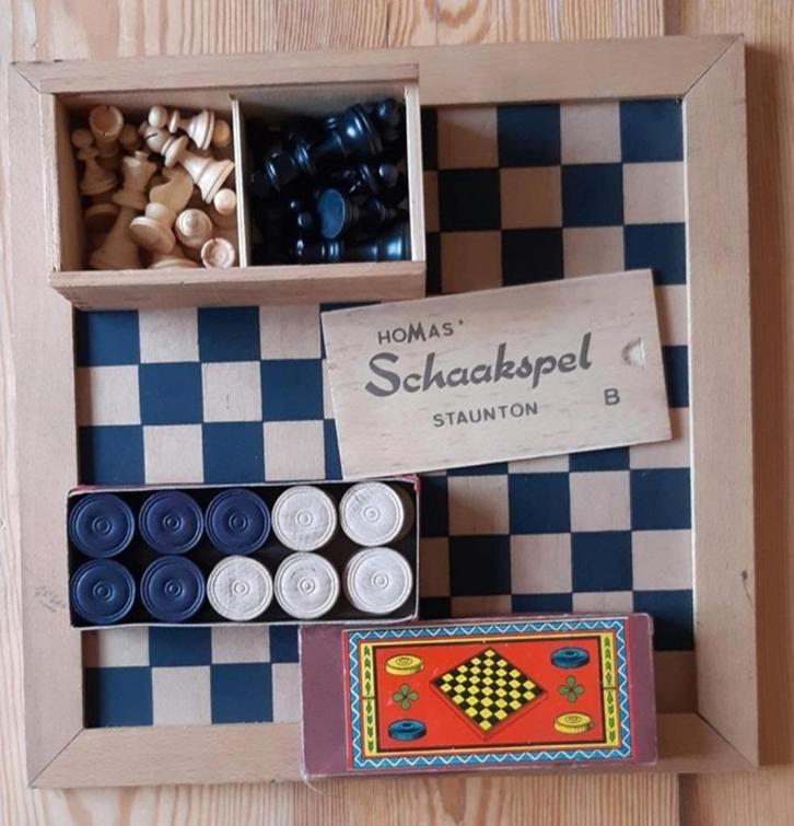 Dam en schaakbord met damstenen en schaakstukken, SINTKADO, Hobby en Vrije tijd, Gezelschapsspellen | Bordspellen, Gebruikt, Een of twee spelers