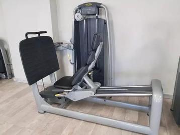 Technogym Leg Press Selection Line  beschikbaar voor biedingen