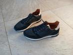 Sneakers, Blauw, Bartlett, Ophalen of Verzenden, Sneakers of Gympen