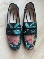 Zara loafers met print, maat 38, Ophalen of Verzenden, Zo goed als nieuw, Zwart, Instappers