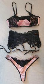 Hunkemoller Noir lingerieset 75C inclusief jarretel, Hunkemöller, Setje, Zwart, Verzenden