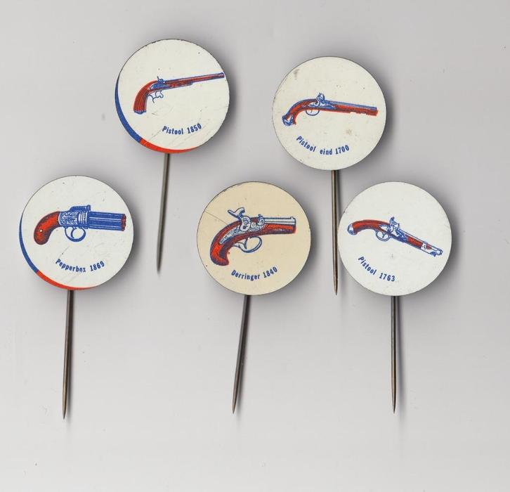 Vuurwapens Geschiedenis speldjes Derringer Pepperbox, Verzamelen, Speldjes, Pins en Buttons, Gebruikt, Speldje of Pin, Overige onderwerpen