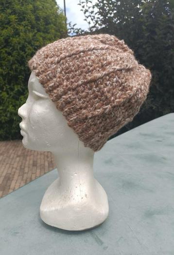 Gehaakte muts beanie 50% alpaca wol 50% merino hypoallergeen beschikbaar voor biedingen