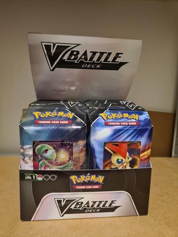 Verschillende 2021 V Battle Deck Pokemon TCG beschikbaar voor biedingen