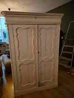 Oude witte brocante kast., Antiek en Kunst, Curiosa en Brocante, Ophalen