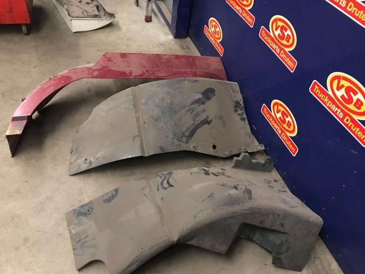 Scania Streamline binnenspatborden, Auto-onderdelen, Vrachtwagen-onderdelen, Scania, Carrosserie en Plaatwerk, Gebruikt