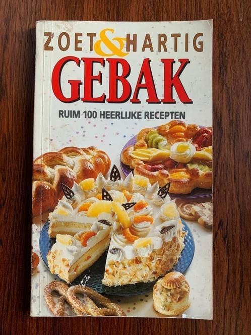Zoet & hartig gebak kookboek; ruim 100 heerlijke recepten, Boeken, Kookboeken, Zo goed als nieuw, Ophalen of Verzenden