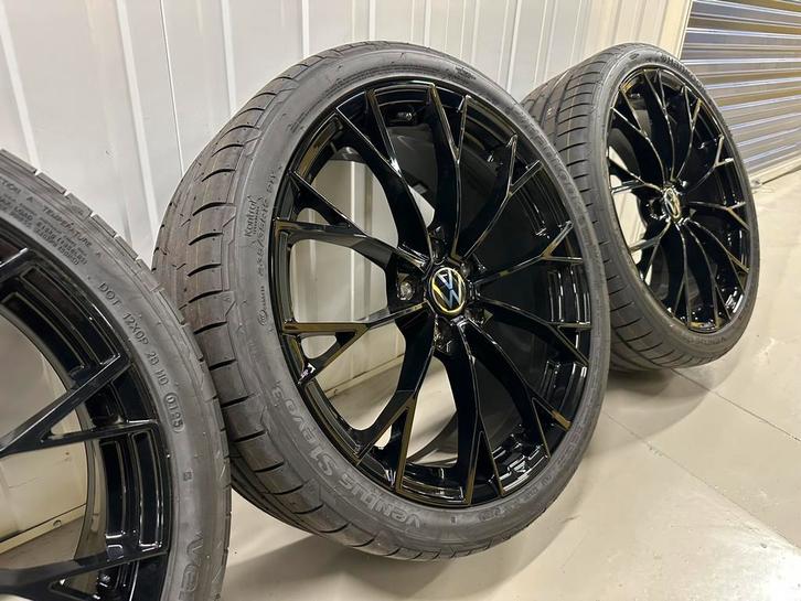 19'' VW Golf 8R GTI Warmenau Zwart 5H0601025AJ Velgen Banden, Auto-onderdelen, Banden en Velgen, Banden en Velgen, Zomerbanden