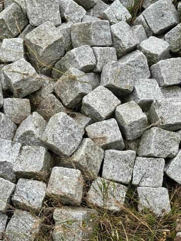 Graniet Keitjes 8x8x8cm - ca. 3m2 beschikbaar voor biedingen