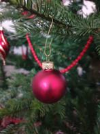 Zak vol glazen kerstballen, rood, Ophalen